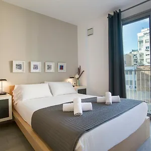 Bbarcelona Gaudi Flats Барселона