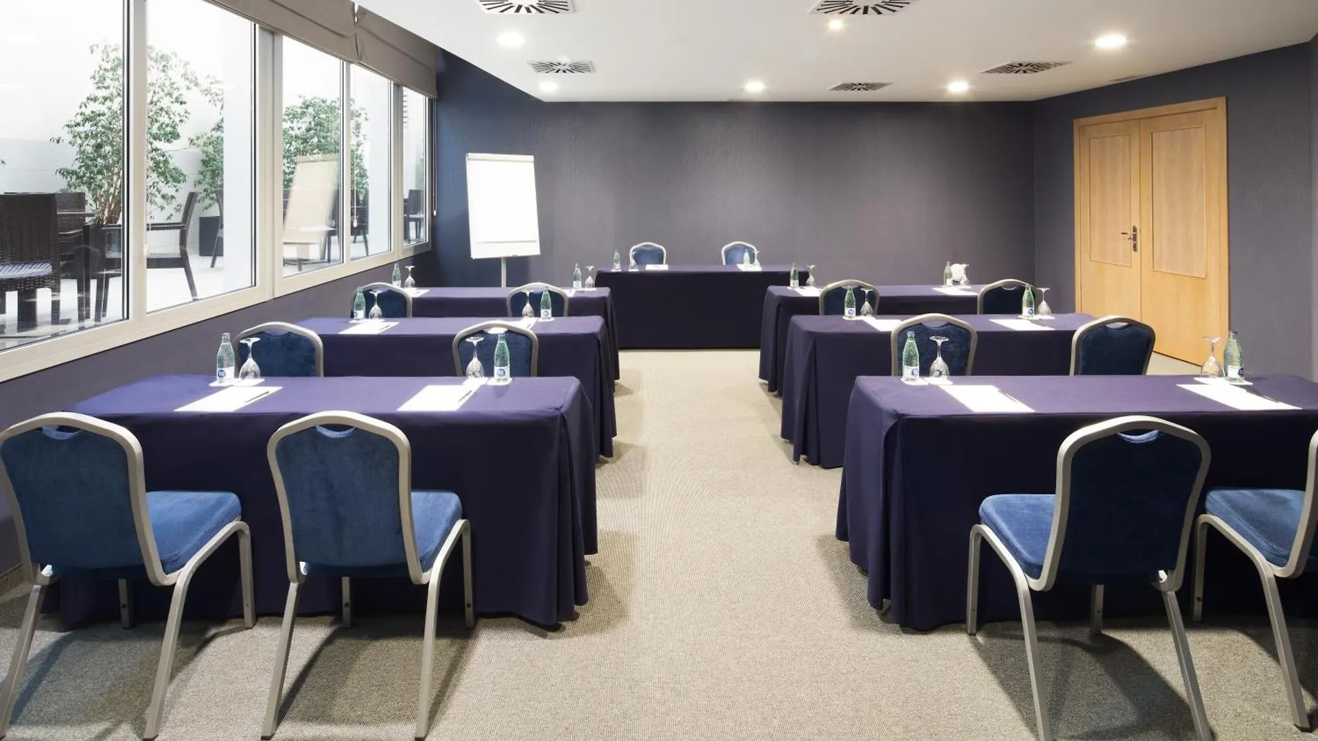 Hotel Lugano Barcelona 3*,